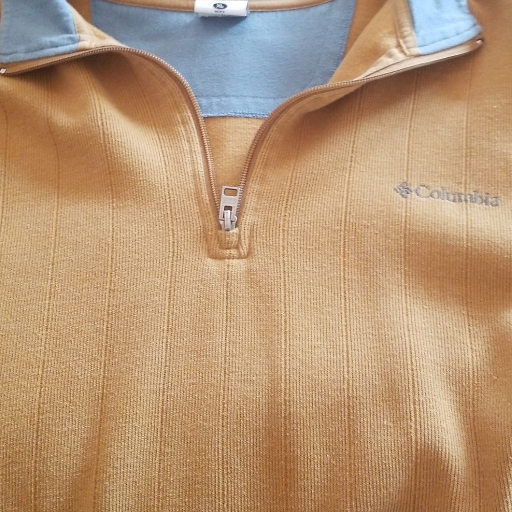 Columbia pull over